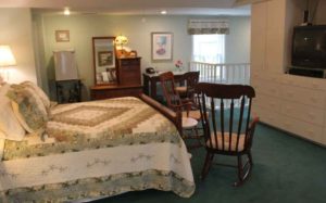 Queen bed in Treetops room at First Farm InnCincinnati, Kentucky bed and breakfast, ride horses