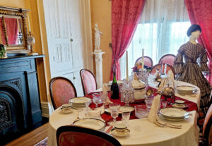 Hillforest Mansion dining room
